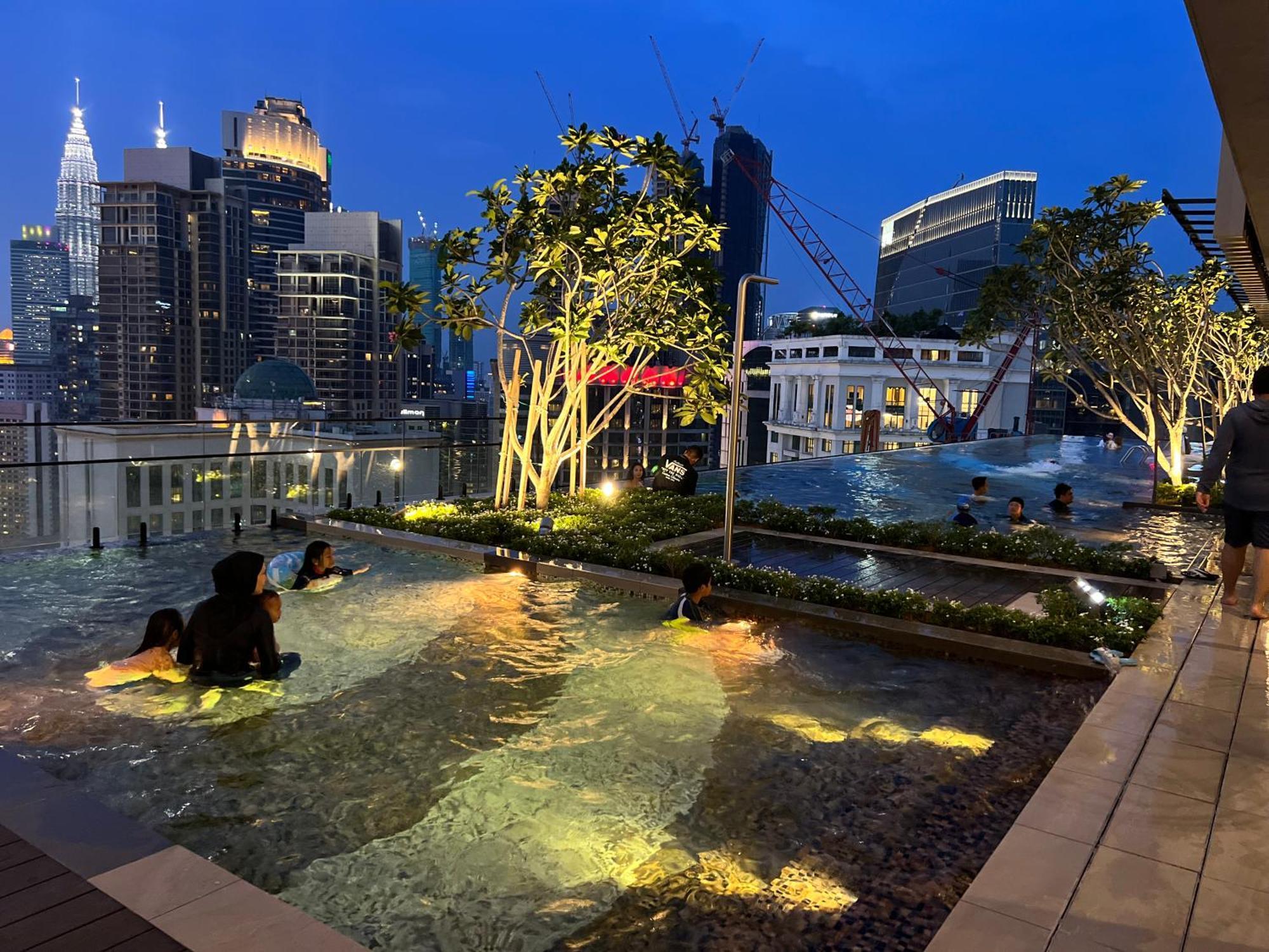 קואלה לומפור Popular Suites At Axon Residence Klcc מראה חיצוני תמונה